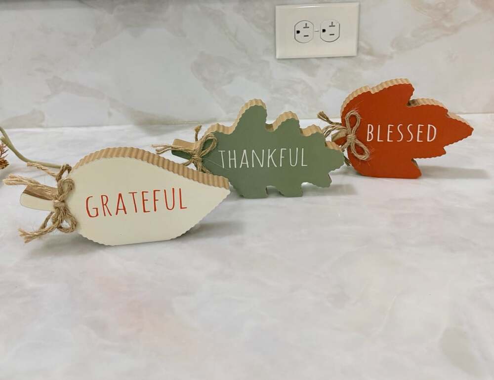 Chunky Wooden Leaf Fall Thanksgiving Decor Grateful Thankful Blessed Set